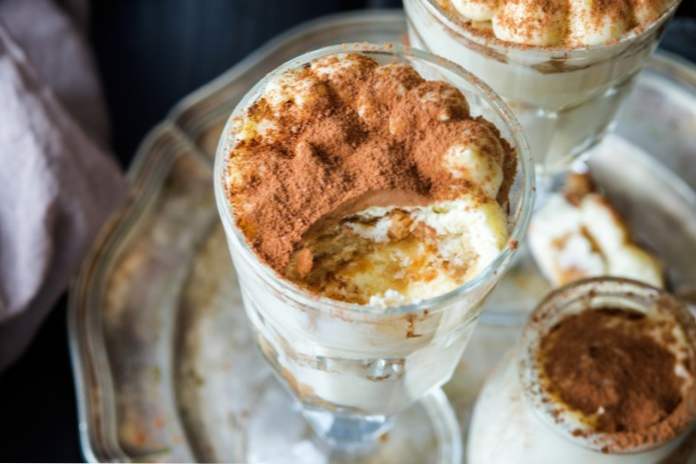 3 jednoduché romantické dezerty - sabayon, tiramisu a panna cotta (kuchyne)