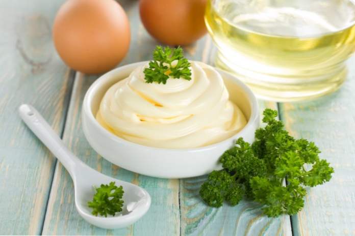 Ako nahradiť majonézu v zdravej výžive (kuchyne)