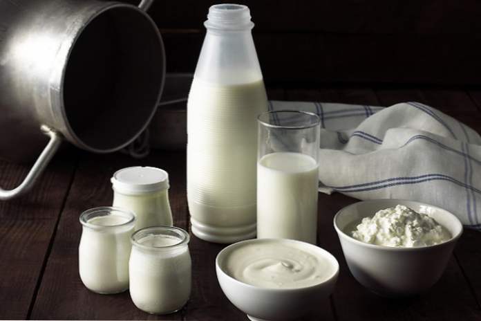 Вчені з'ясували, чому молоко можна пити не всім (здоров'я)